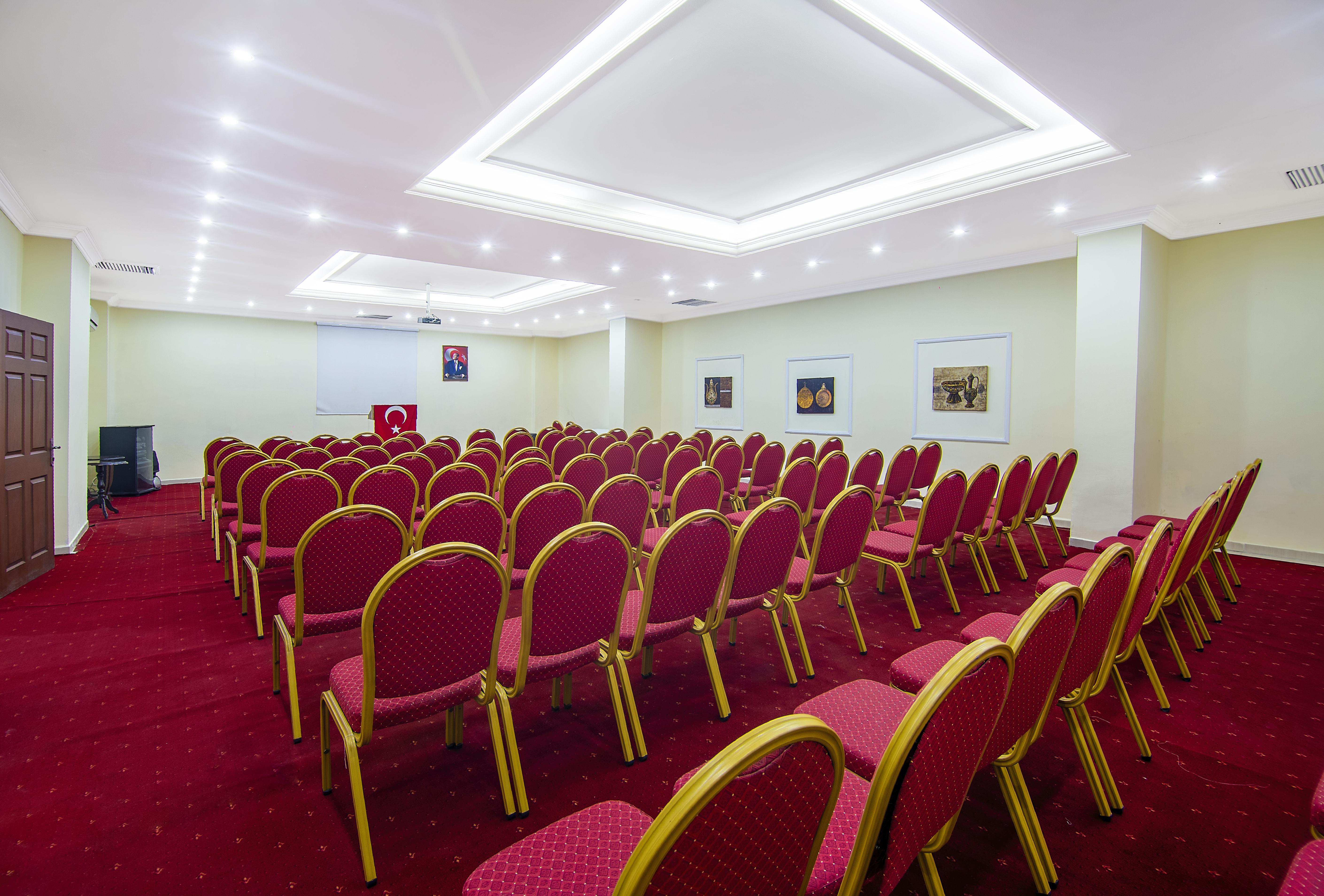 Kleopatra Royal Palm Hotel Alanya Exterior foto