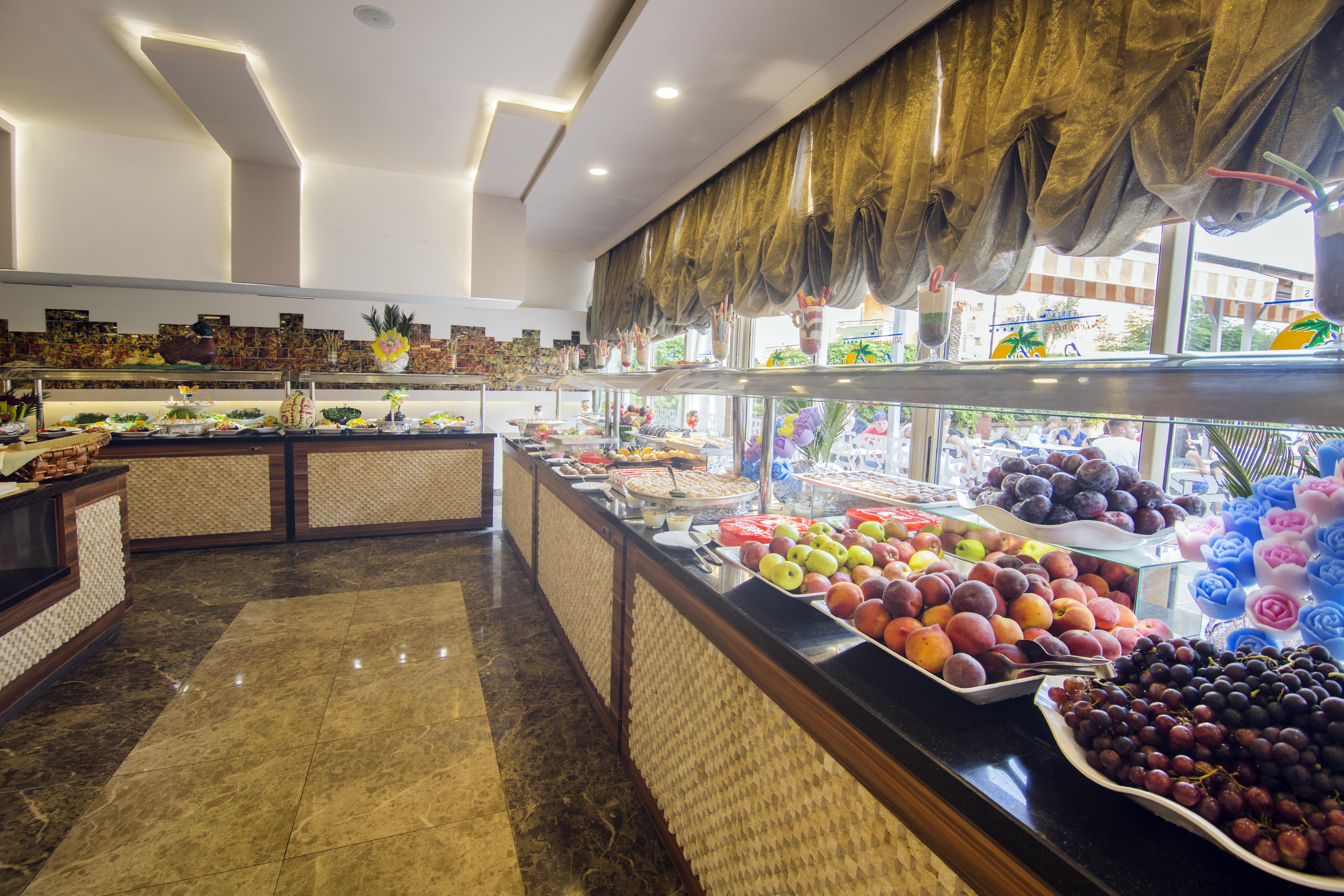 Kleopatra Royal Palm Hotel Alanya Exterior foto