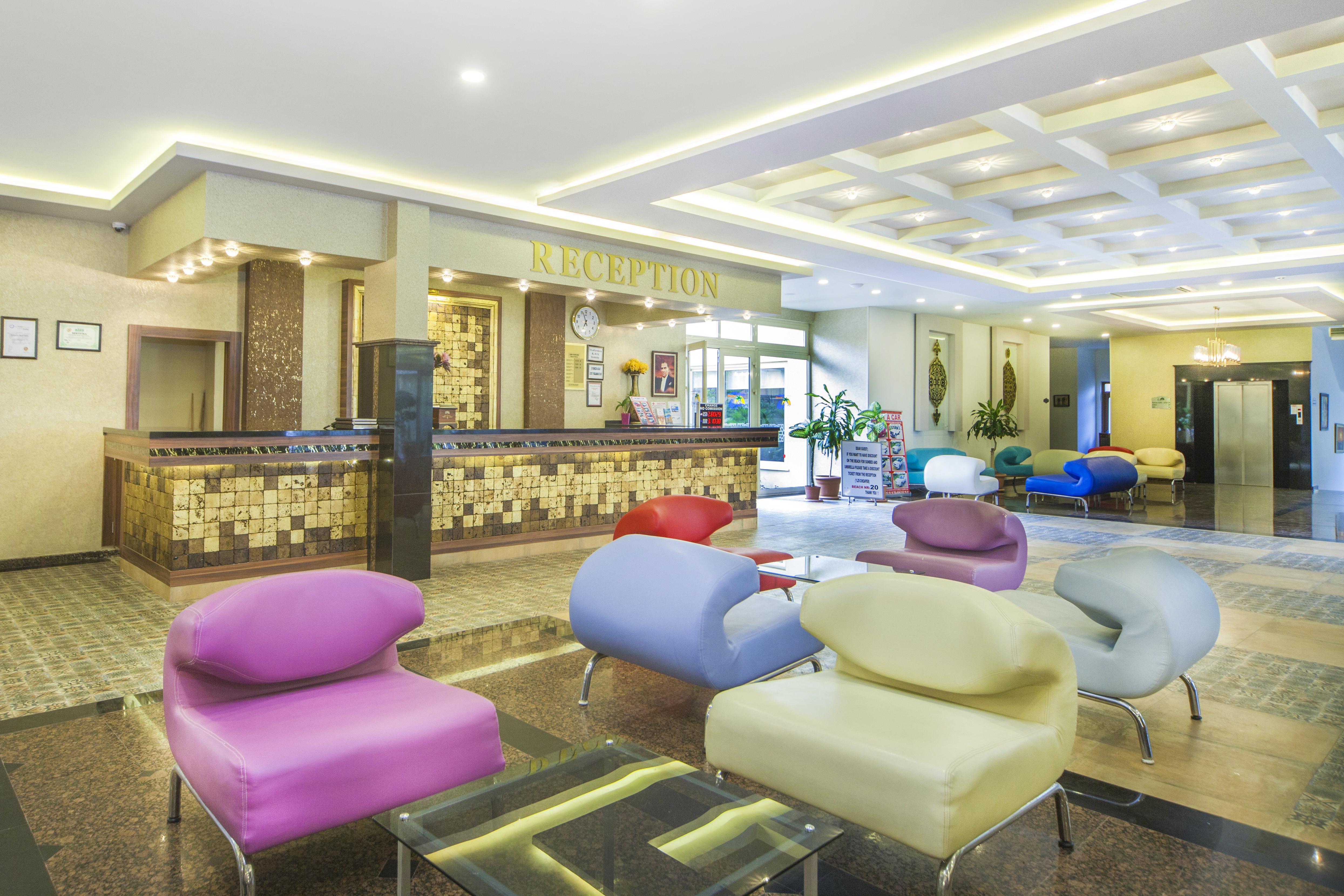 Kleopatra Royal Palm Hotel Alanya Exterior foto