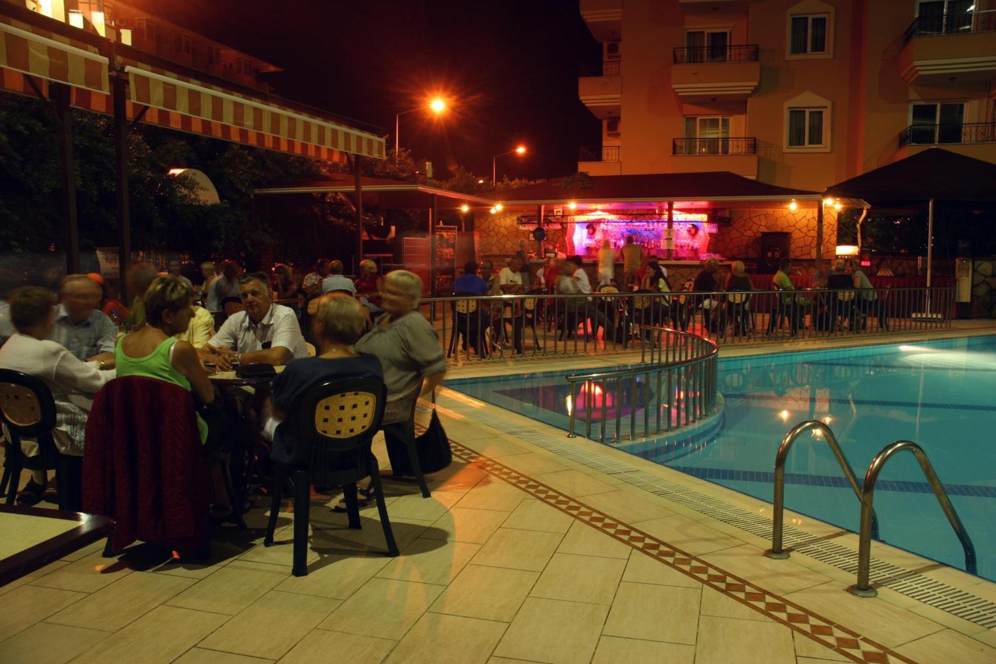 Kleopatra Royal Palm Hotel Alanya Exterior foto