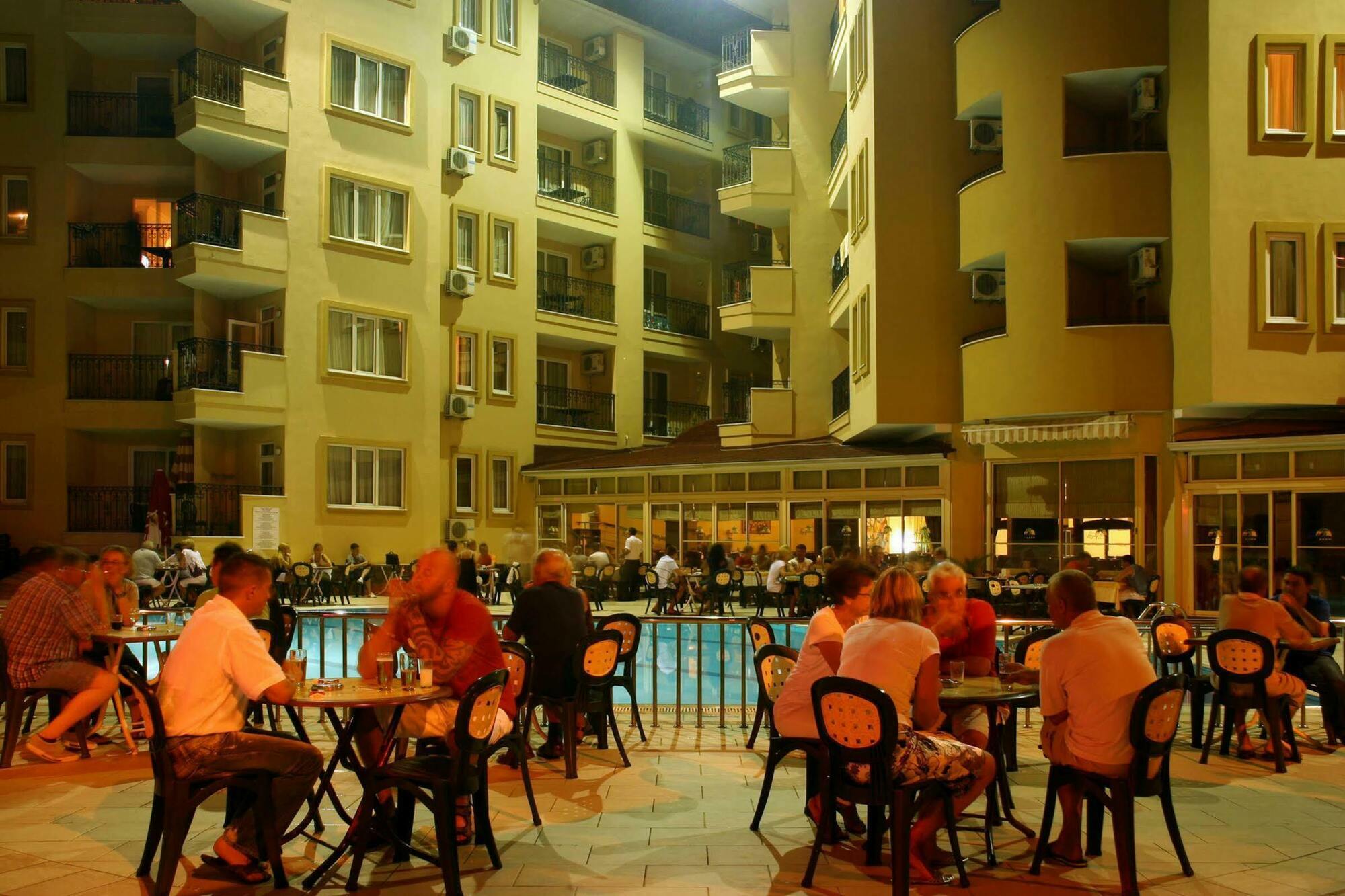 Kleopatra Royal Palm Hotel Alanya Exterior foto